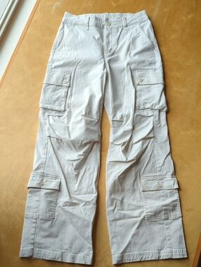 wild fable Off-White Women's Cargo Pants - Multi-Pocket Utility Style